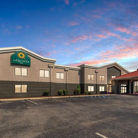 La Quinta Inn by Wyndham Decatur Alabama Bagian luar foto