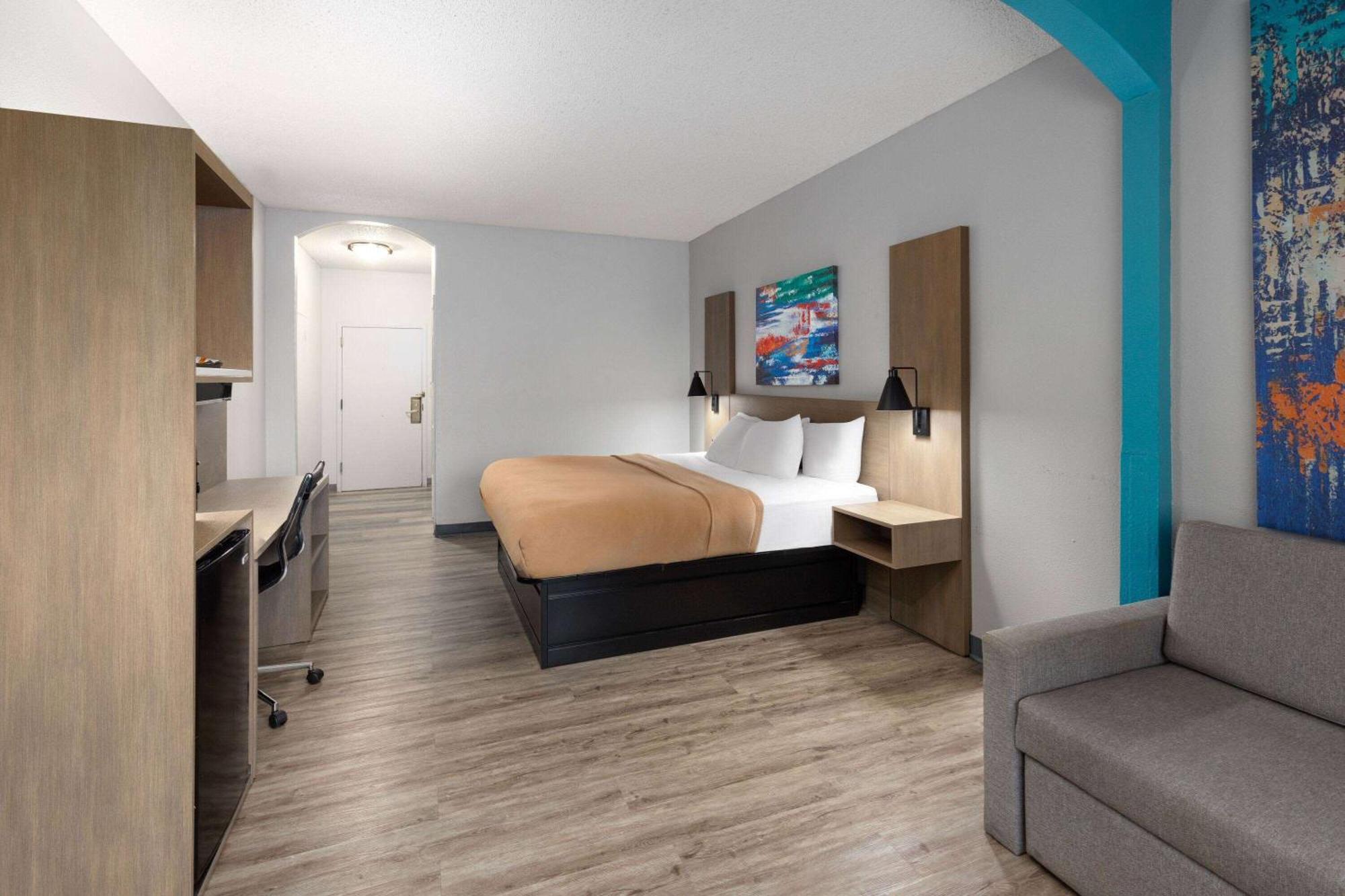 La Quinta Inn by Wyndham Decatur Alabama Bagian luar foto