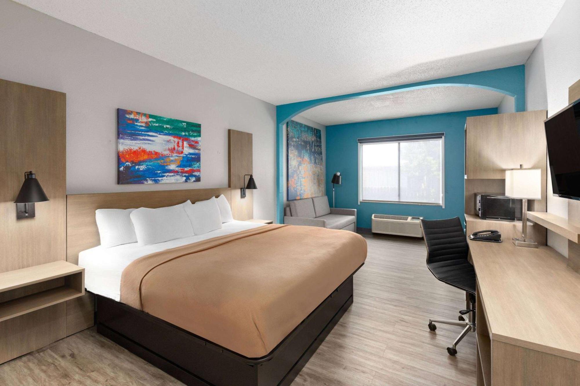 La Quinta Inn by Wyndham Decatur Alabama Bagian luar foto
