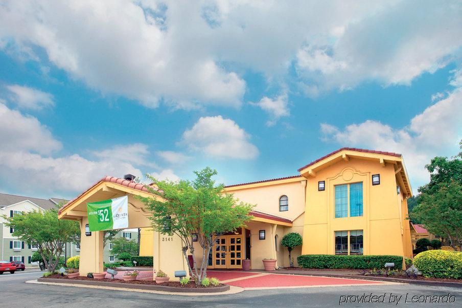 La Quinta Inn by Wyndham Decatur Alabama Bagian luar foto